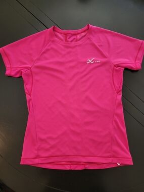 CW-X Women’s Short Sleeve Performance/ Swim Top - Bright Pink
